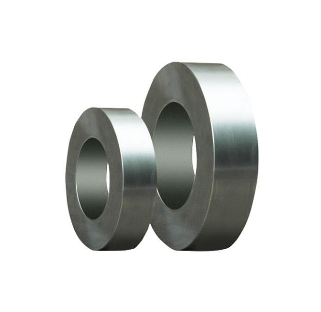 Uitgebreide gids voor installatie, koeling, bediening en herslijpen van hardmetalen rolringen