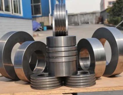 Wat zijn gecementeerde carbide -rollen?